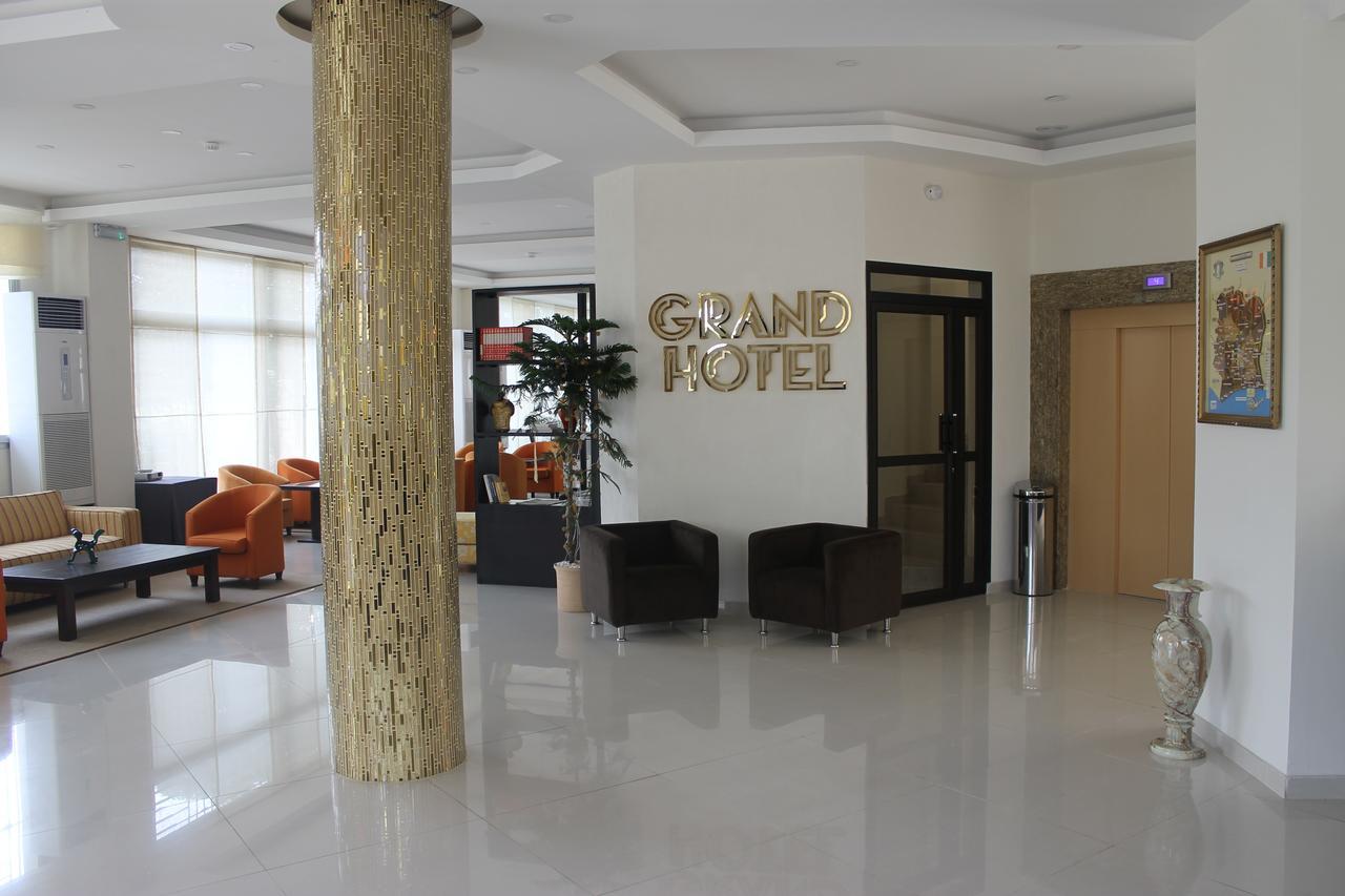 Le Grand Hotel D'Abidjan Exteriör bild